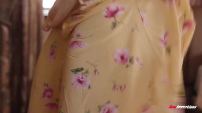 New Sensations - Things Escalate Quickly After stepsis Gets Dick Pic From Her stepbro (Emily Willis)
