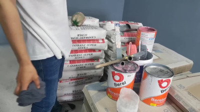 ALBAÑIL SUERTUDO COGIENDO con LA ESPOSA DE SU PATRON despues del TRABAJO
