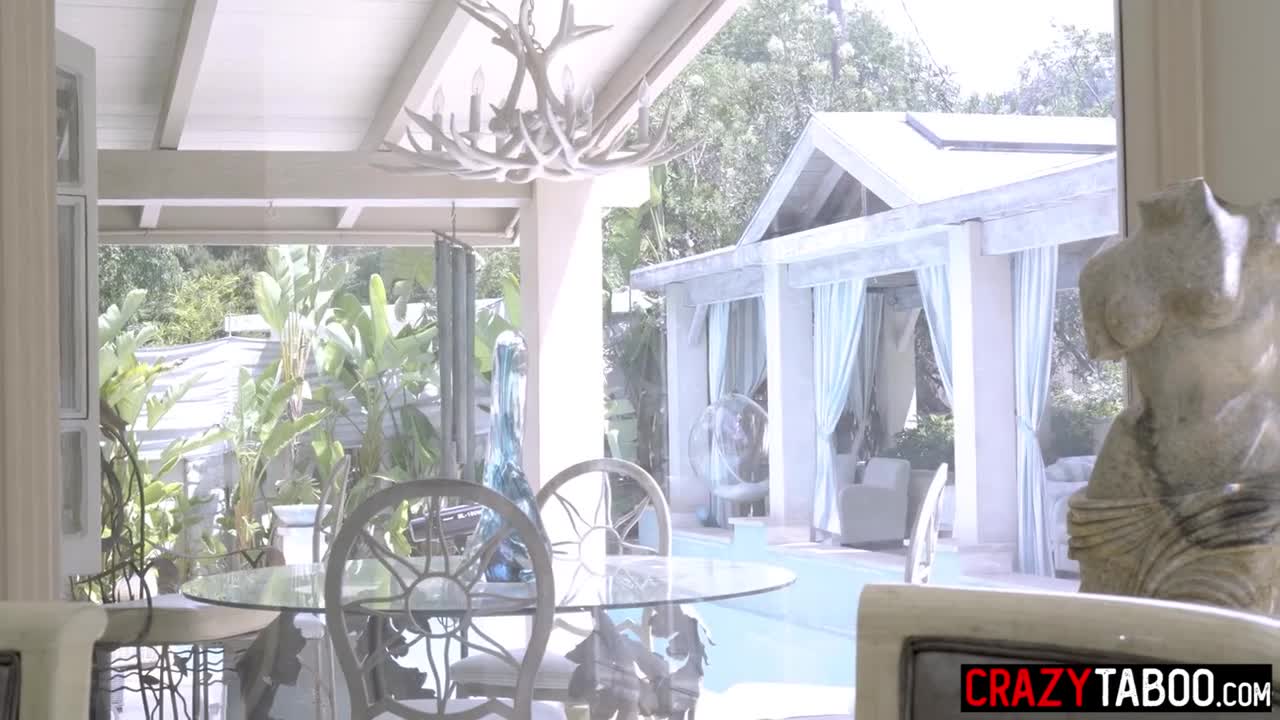 Watch Bubble butt lesbian MILF fucks sexy babe after she caught her masturbating Short Sex Videos - Duration: 06:10 | ePornNEW.