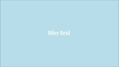 Riley Reid goes swimming nude