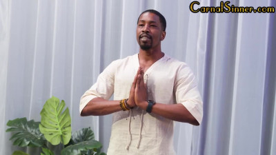 Yoga lady penetrated by big black cock in doggystyle
