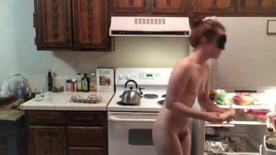 Jiggly Butt Babe Cooks an Omelet! Naked in the Kitchen Episode 8