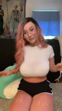 Sunburned Bigtittygothegg Masturbating