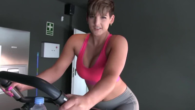 EXERCISE BIKE DILDO FUCK XXX