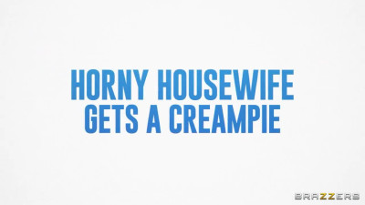 Cheating Housewife Gets A Creampie
