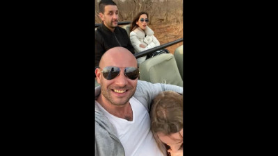 PUBLIC BLOWJOB IN SAFARI-I suck his cock,he cum and i swallow all his sperm