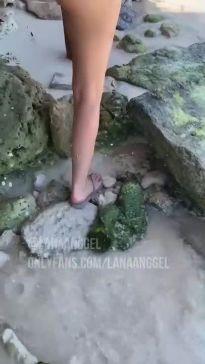 Watch Fit Girl in Cancun CANDID PERFECT ASS on a Beach Short Sex Videos - Duration: 01:02 | ePornNEW.