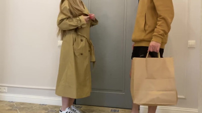 Delivery Girl Fucks with his Client
