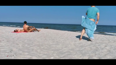 Sharing my Girl with a Stranger on the Public Beach. Threesome WetKelly.