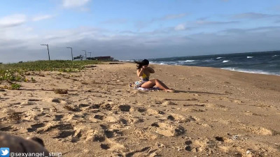 PUBLIC BEACH VOYEUR- Micro Bikini Jerk off Inscrution JOI Portugues