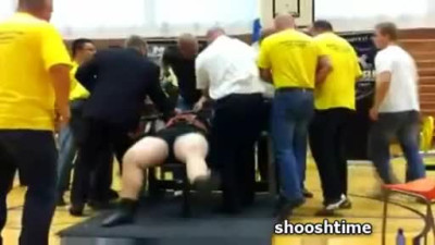 Power Lifter Suffers Horrible Arm Break