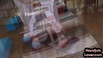 Wanking POV babe gives dirty talk HJ while rubbing pussy