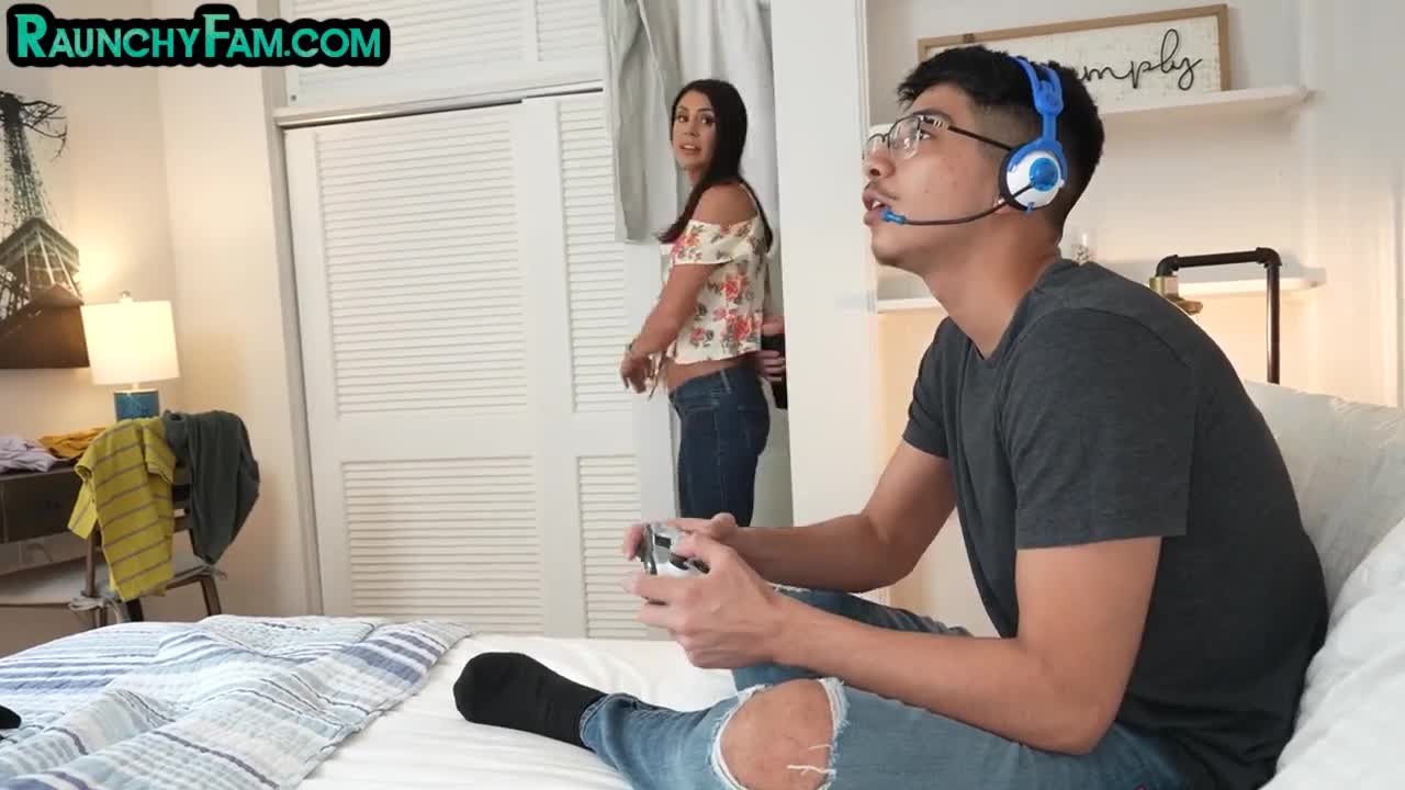 Watch Amateur anal stepmommy fucked by stepson after his cumshot Short Sex Videos - Duration: 06:10 | ePornNEW.
