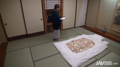 JAV888 Chihiro Akino gets double stuffed by two men