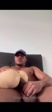 Diego Barros solo (cumshot)