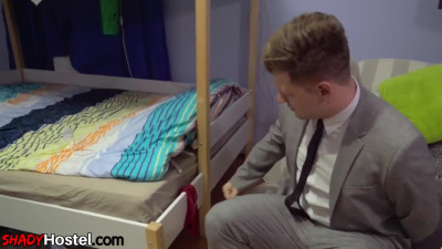 Receptionists with bigtits got smashed in hotel 3some