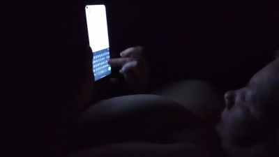 Unaware Mature BBW Wife Texting With Her 40G Tits Out