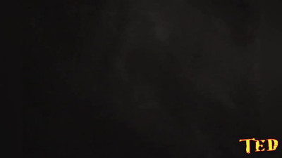 Três amigos fodem garota peluda  720p