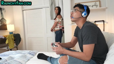 Anal stepmommy MILFY gets assfucked by Latin stepson