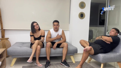 esposa cachonda le es infiel a su esposo con el mejor amigo - Melanie caceres