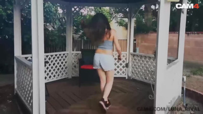 Luna Rival toys her hot pussy in outdoor open bar