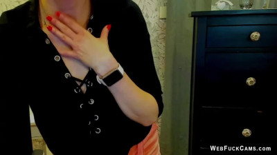 German amateur MILF LUXvanessa teasing her fans on solo homemade webcam show