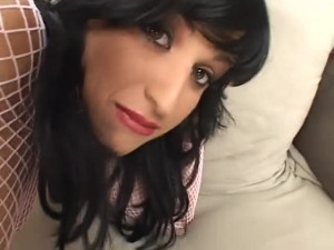 Lascivious Latinas Scene 2