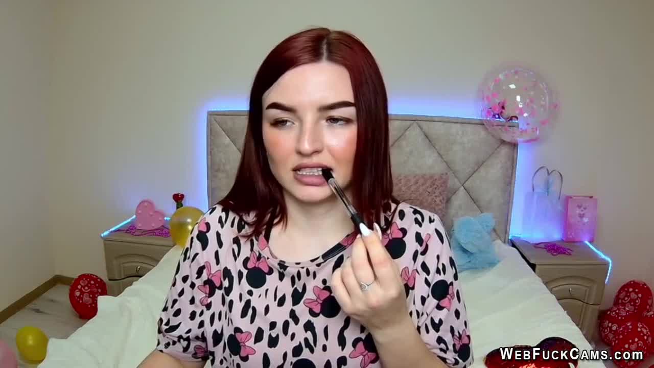 Watch Busty redhead amateur babe NicolPot on webcam strips for fans Short Sex Videos - Duration: 05:03 | ePornNEW.