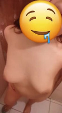 hasta la mas inocente puede ser una putita cachonda cuando mira verga