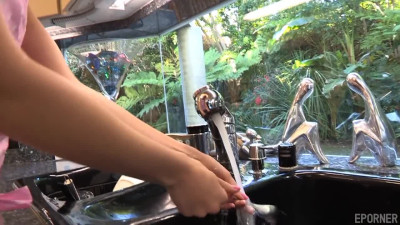 Amber Rayne Seduces Charlotte Sokely