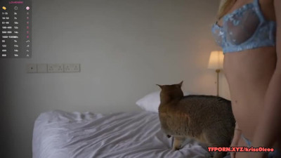 Squeezing my tits
