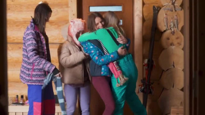 Snow bunnies 4- Eva Tender , Lisa Nixon , Sirena Milano , Aliska Dark