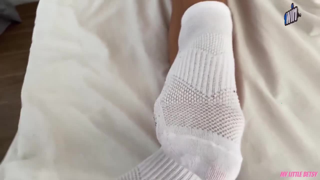 Watch Stepbrother Cums on My Feet After Footjob and Toe-Sucking - Amazing Horny Porno! Short Sex Videos - Duration: 14:10 | ePornNEW.