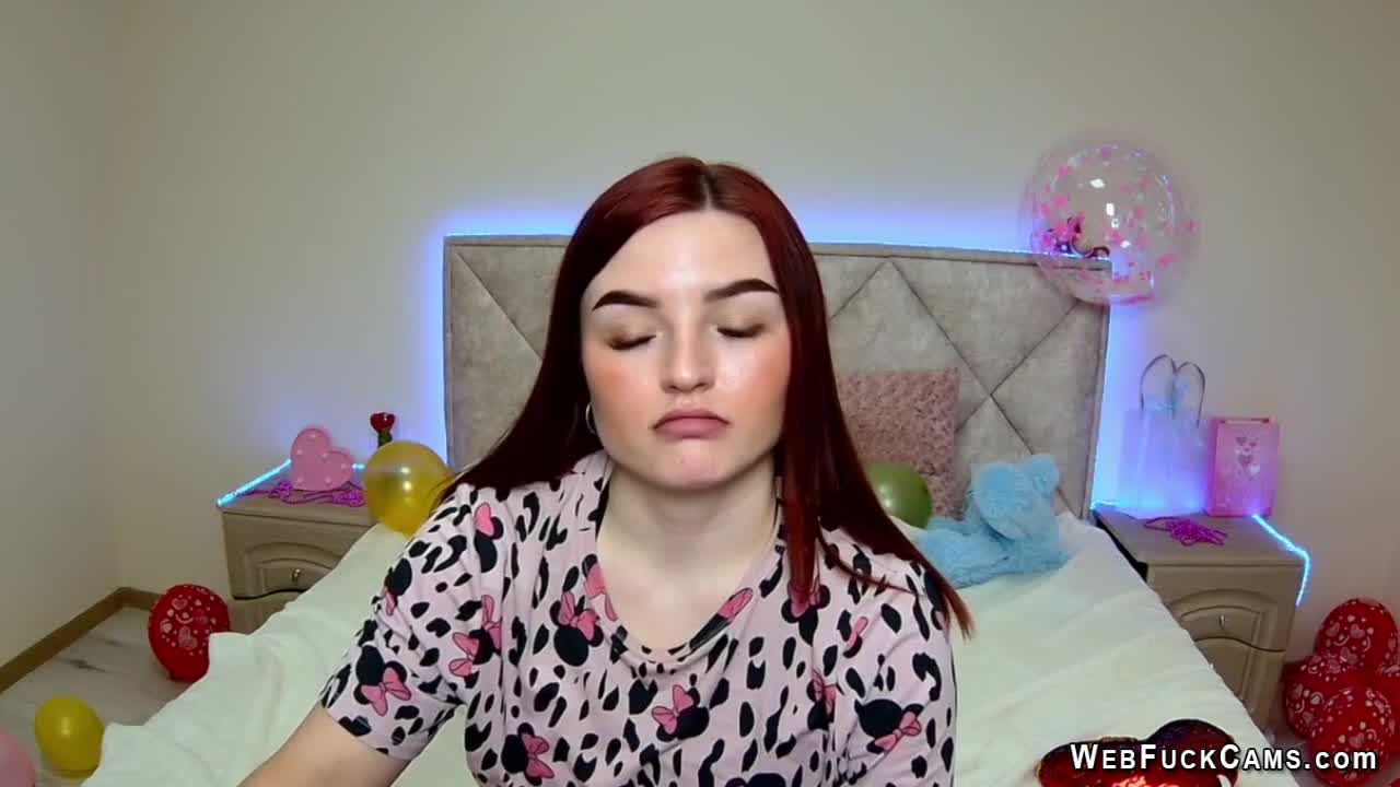 Watch Big tits redhead babe NicolPot strips to bra on solo webcam show Short Sex Videos - Duration: 05:03 | ePornNEW.