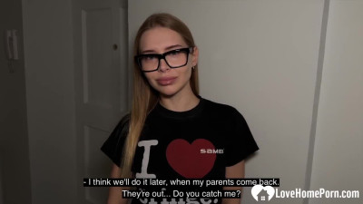 I Fuck the Rich Parents’ Daughter During Homework and Nearly Get Caught