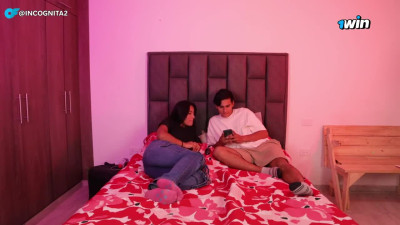 Mishell gets dirty chat from her bf after losing a game - XXX!