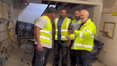 Bonnie Blue - Gangbang with builders