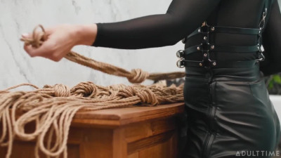 Elise Graves, Casey Calvert & Ashley Lane lesbian bondage, dildo & Strap-on dildo