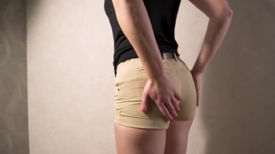 Teen Amateur In Tight Shorts Teases Her Visible Panty Line 720p
