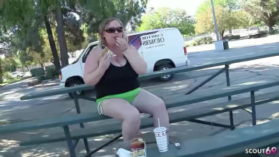 Chubby Fat BBW woman Sienna Hills with huge natural Boobs talk to Casting Fuck