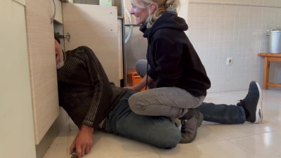 Blonde MILF Gives Plumber a Blowjob in the Kitchen