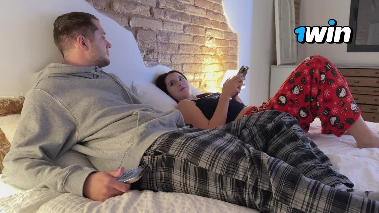 Watch When Mom Cleaning My Room I Came to Step Sis And Fuck Her But Accidently Cum Inside Her Pussy... Short Sex Videos - Duration: 10:43 | ePornNEW.
