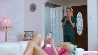 Busty blonde gives roommate a clinic in romance and licking
