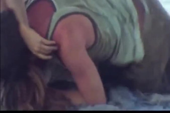 canibal Holocaust Hot Scene
