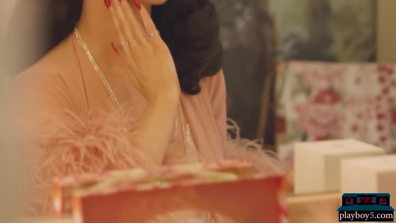 Watch All natural American MILF babe Bryona Ashly solo striptease for Playboy Short Sex Videos - Duration: 05:55 | ePornNEW.