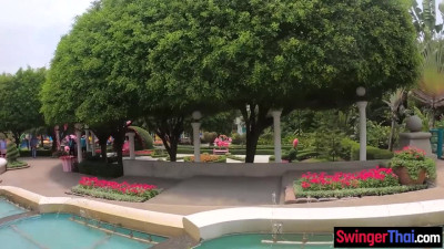 Bubble butt Thai girlfriend amateur sex at home after visiting Dream World