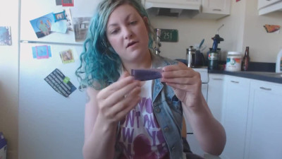 YouTube Haul with No Pants