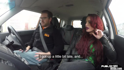 Squirting redhead MILF public fucked in car outdoor